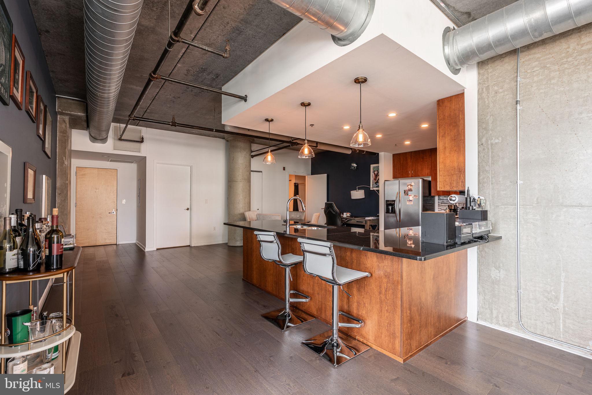 AVENUE OF THE ARTS - Residential