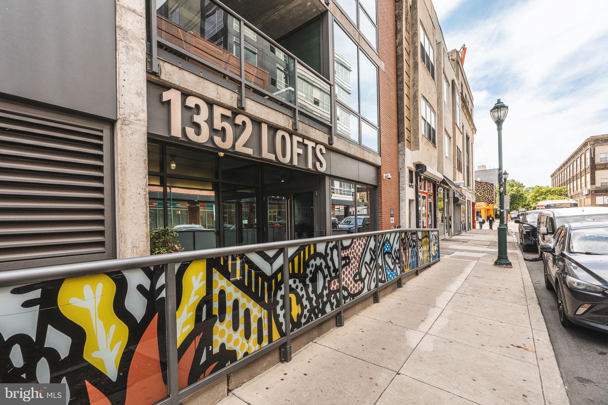 AVENUE OF THE ARTS - Residential