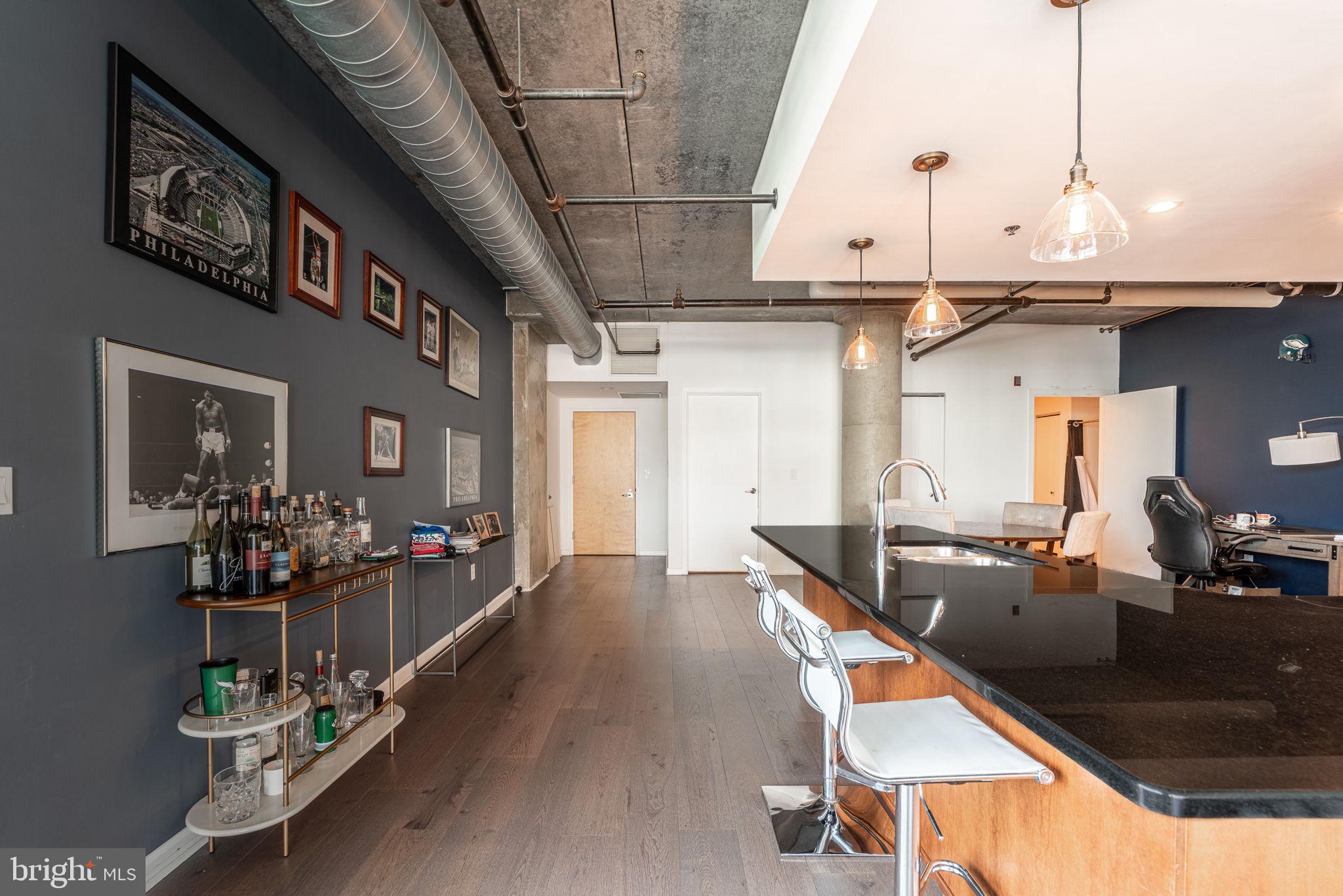 AVENUE OF THE ARTS - Residential