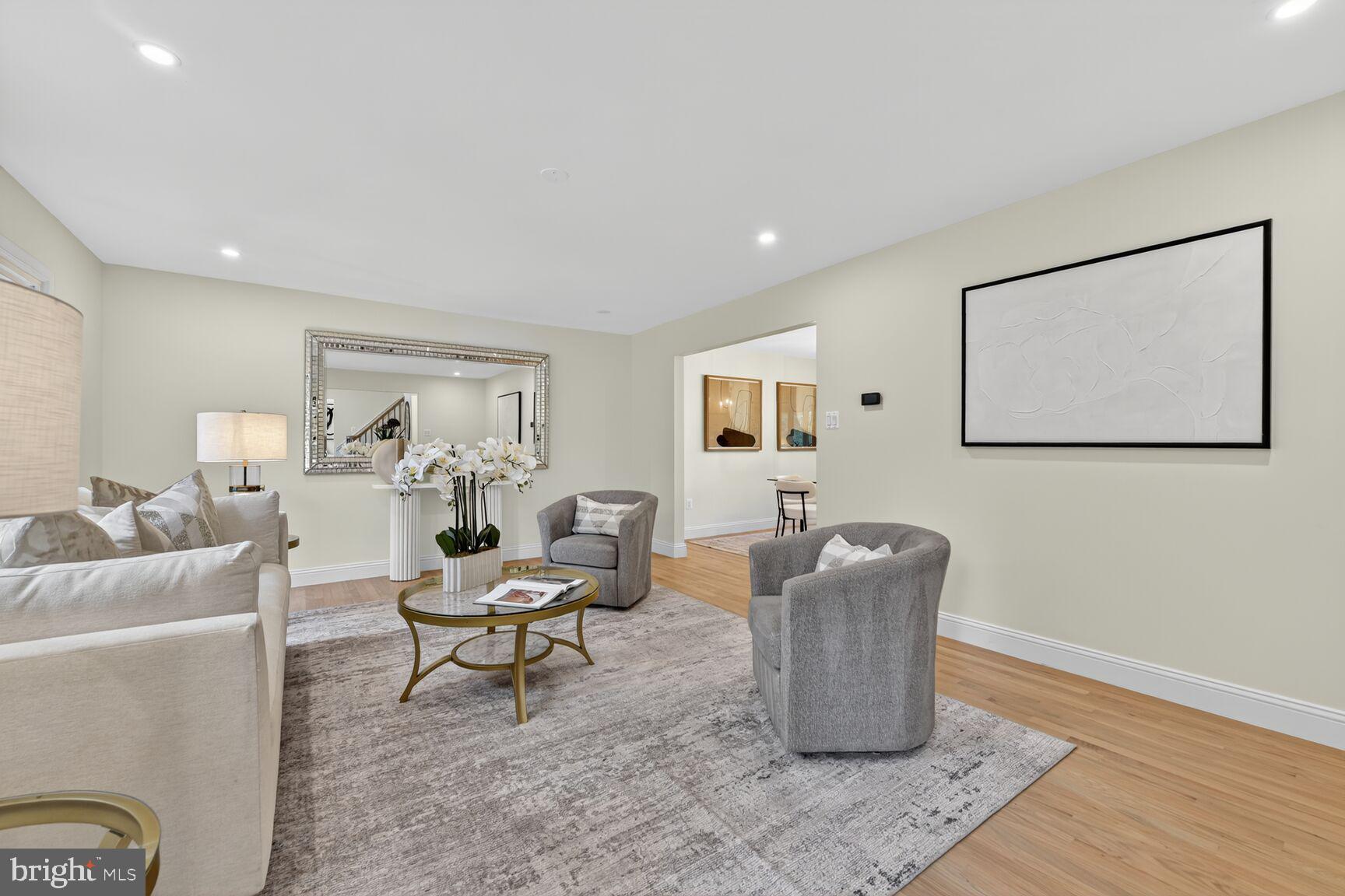 LAWYERS NORTH - Residential