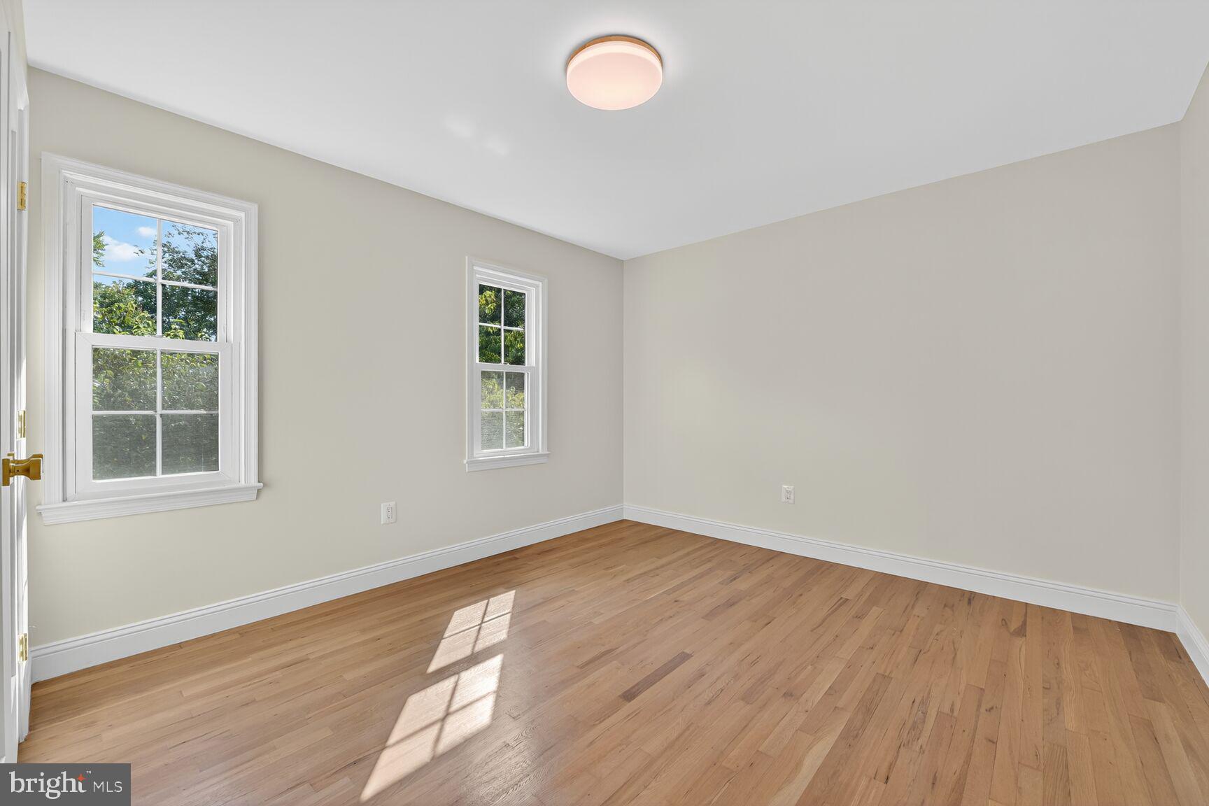 LAWYERS NORTH - Residential