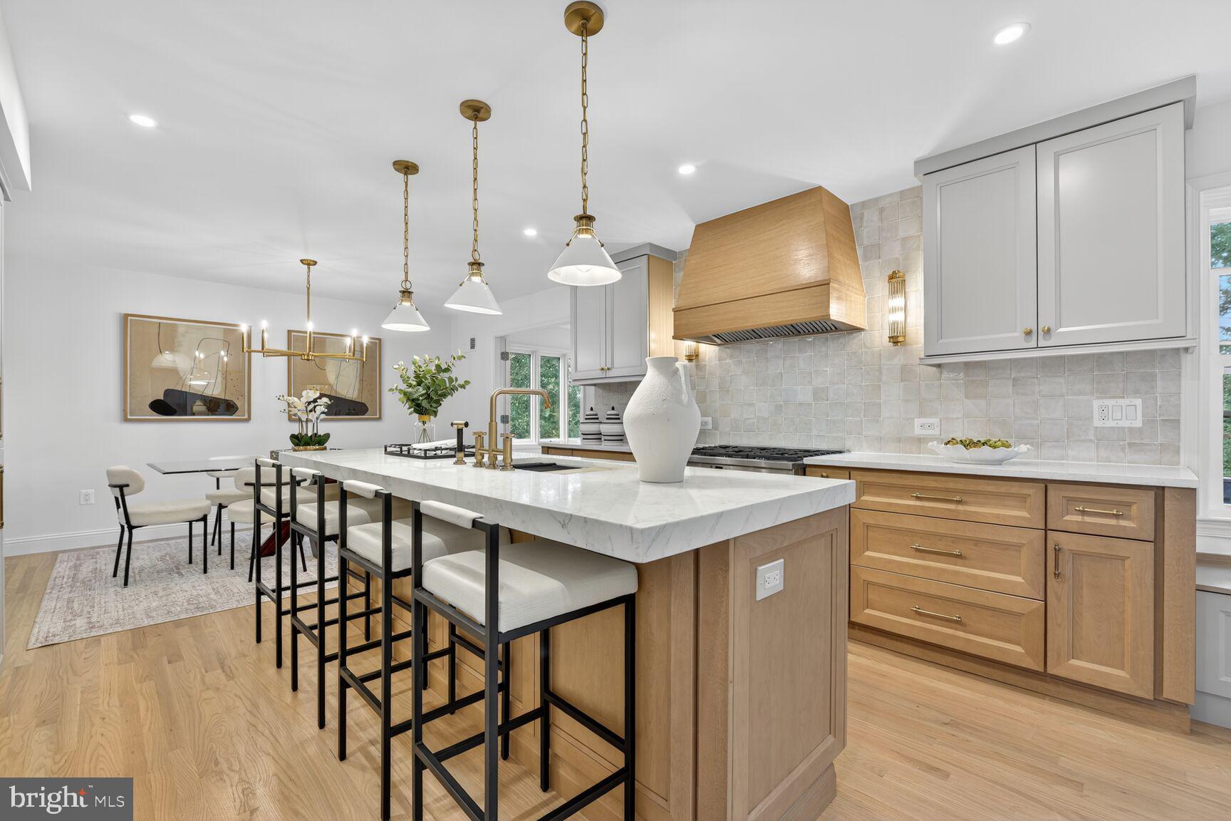 LAWYERS NORTH - Residential