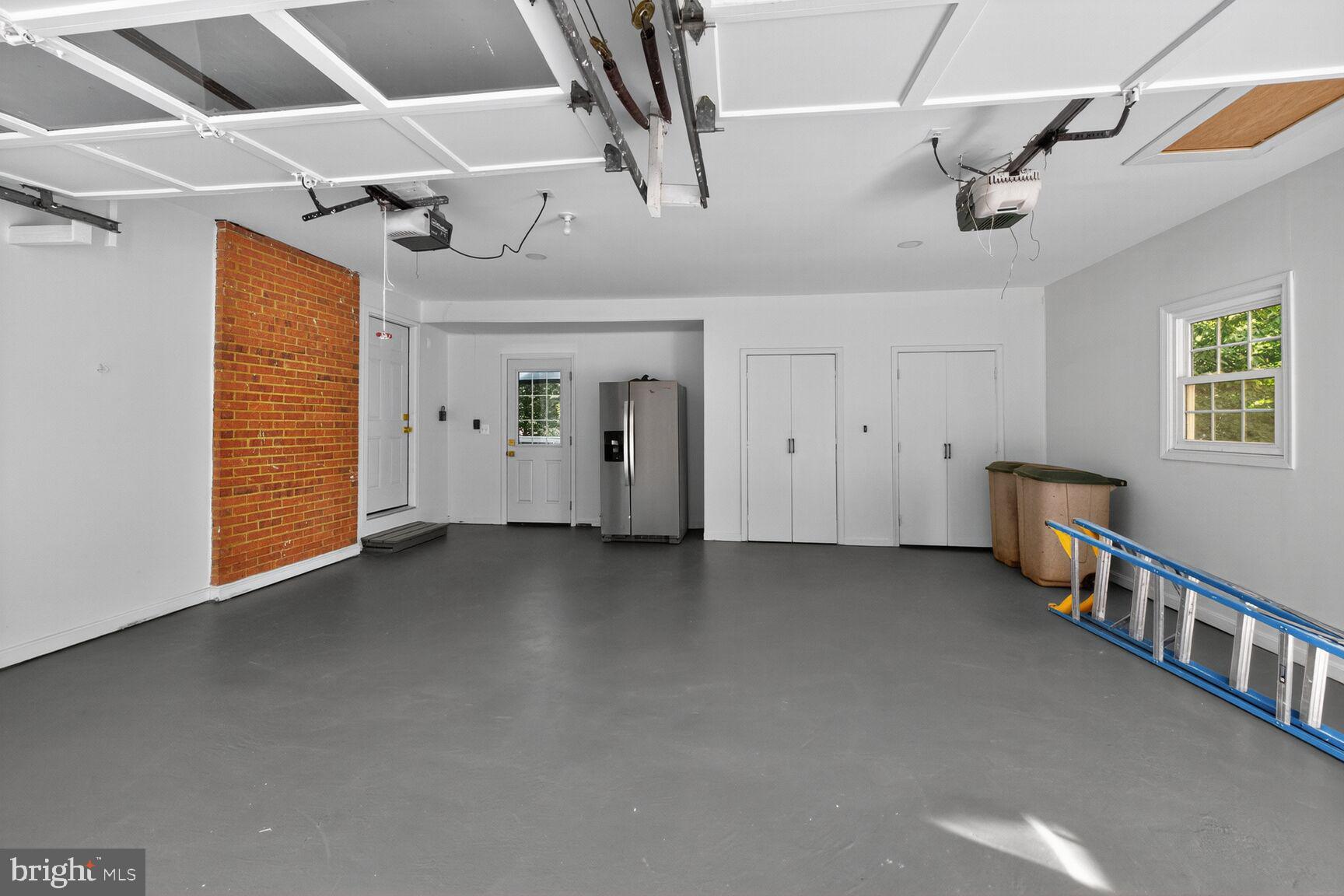 LAWYERS NORTH - Residential