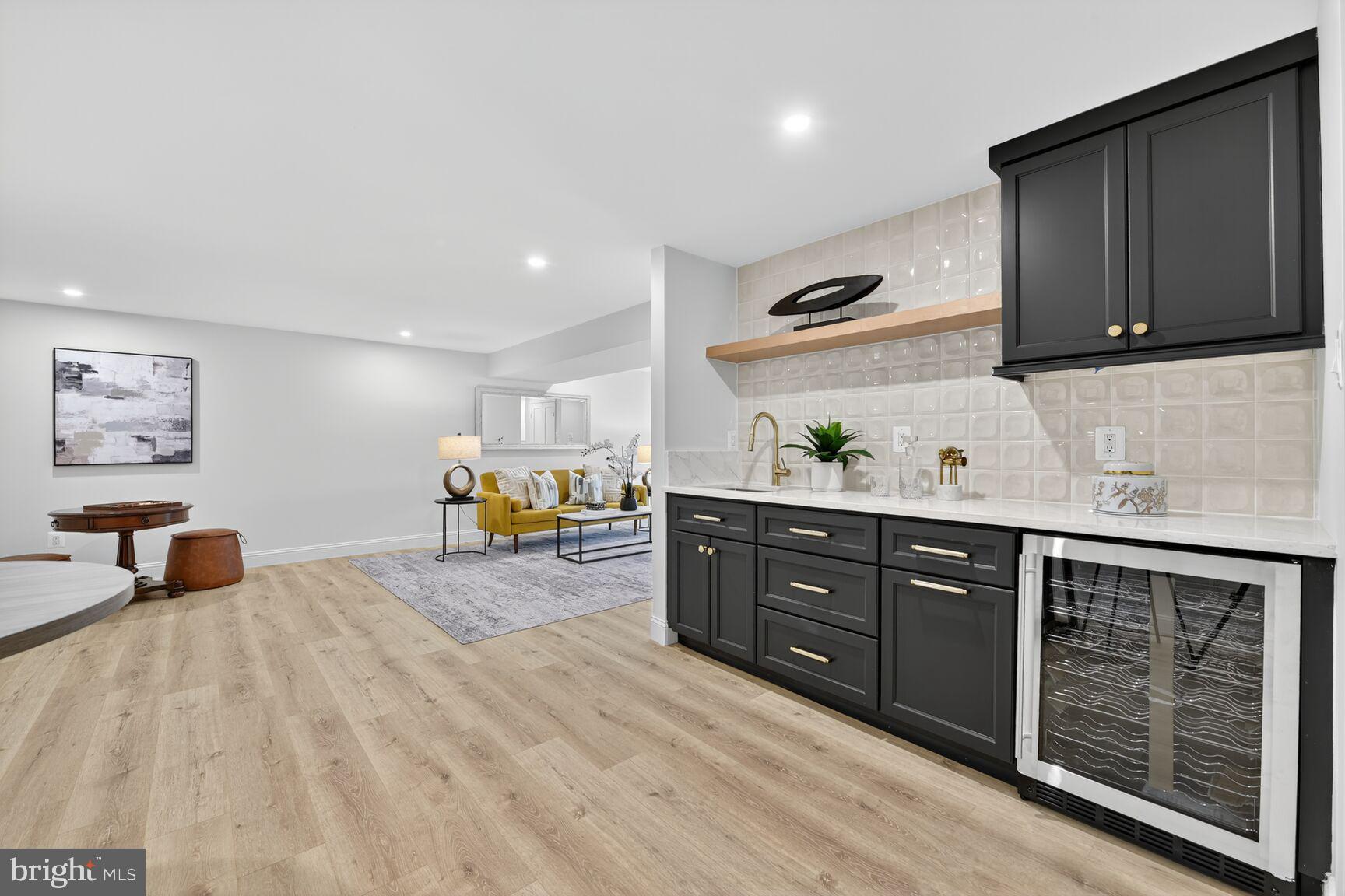 LAWYERS NORTH - Residential