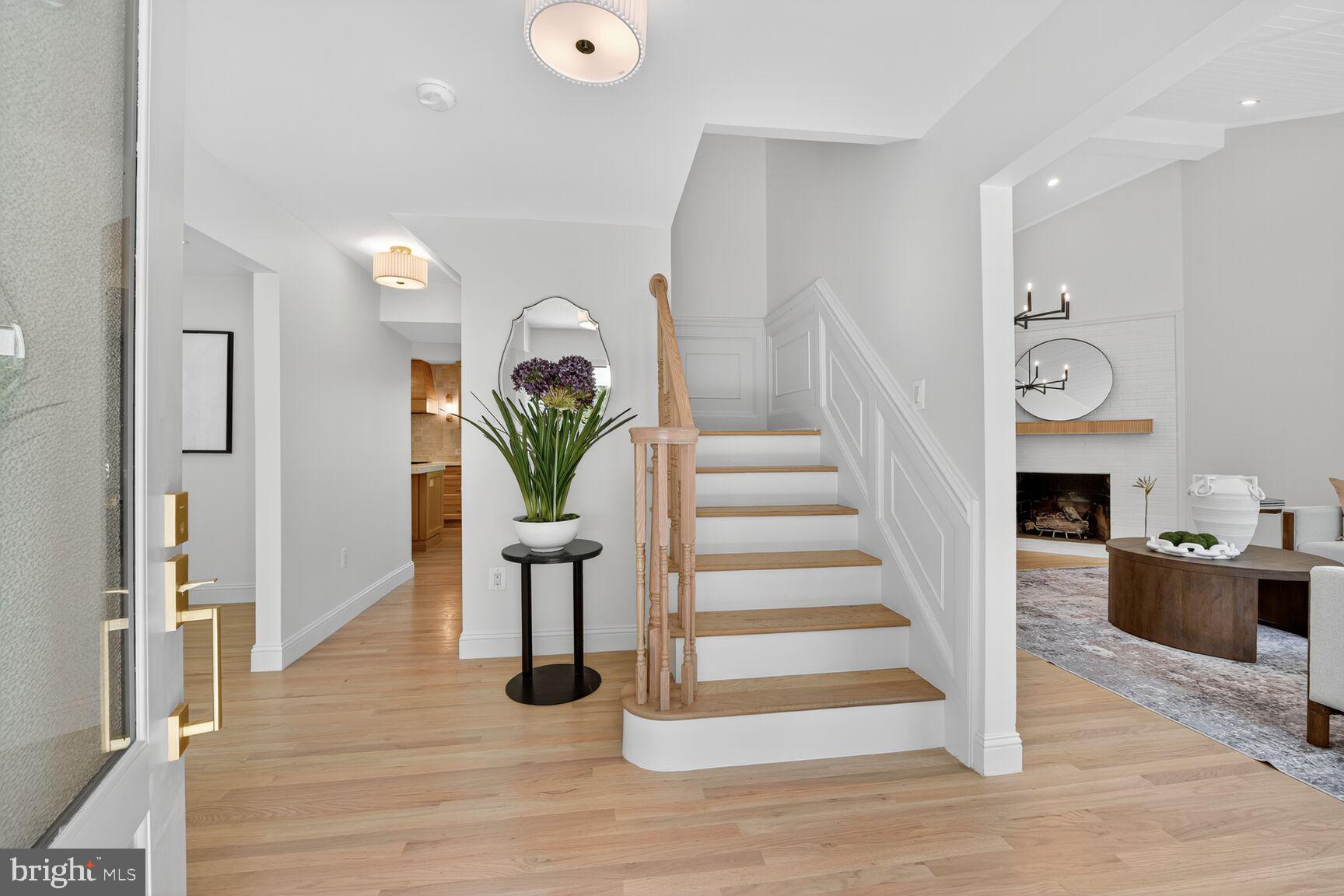 LAWYERS NORTH - Residential