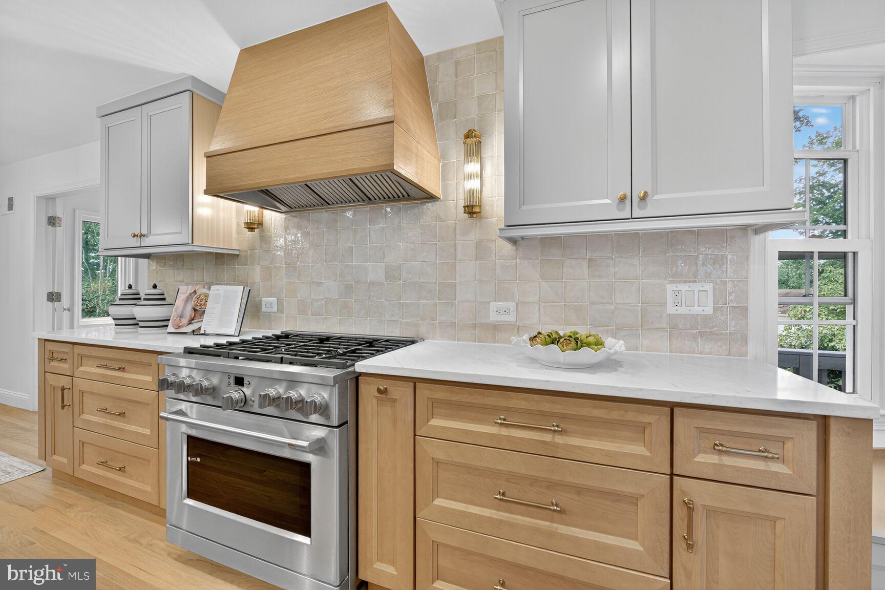 LAWYERS NORTH - Residential