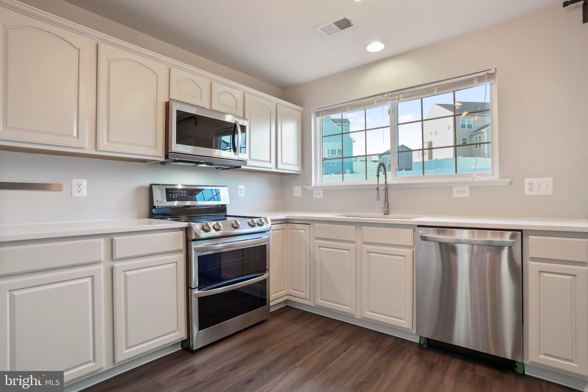 SHERIDAN ESTATES - Residential