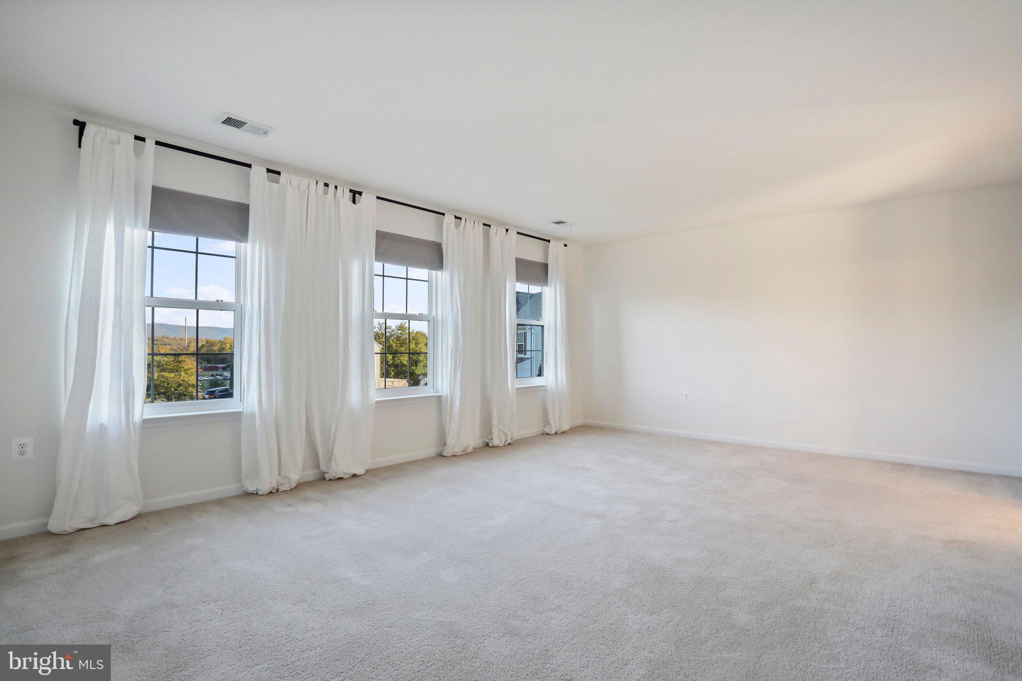 SHERIDAN ESTATES - Residential