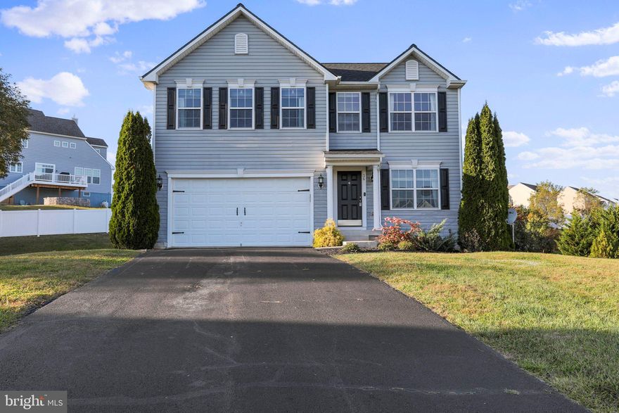 Beautiful, well maintained 3 Bedroom, 2 1/2 Bath Home. Open and inviting floor plan with Luxury Vinyl Plank flooring throughout the main level. Lots of natural light.  Newly updated kitchen includes freshly painted cabinets, Quartz countertops, large single bowl undermount sink and stainless steel appliances.  Enjoy the cooler evenings sitting in front of the gas fireplace.  Lower level has a large finished rec room and unfinished space for storage that could be finished into an  additional room.  Also included in the basement is a rough in for an additional full bathroom. Great commuter location with easy access to Rt 340. New roof with transferrable warranty installed in 2021.  Fresh coat of paint just applied to  the walls.
Professional Photos coming soon.