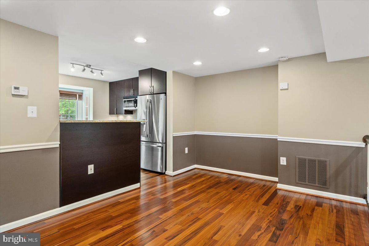 PINECREST - Residential Lease