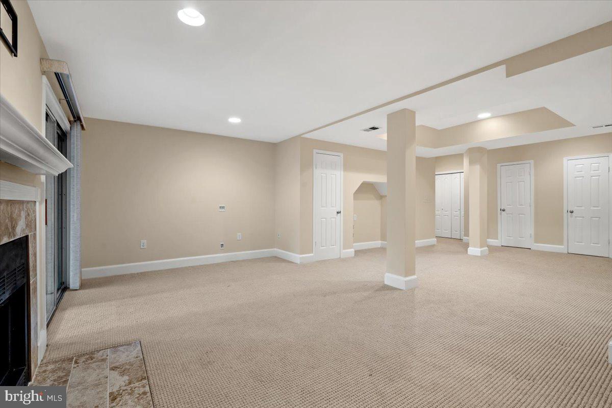 PINECREST - Residential Lease