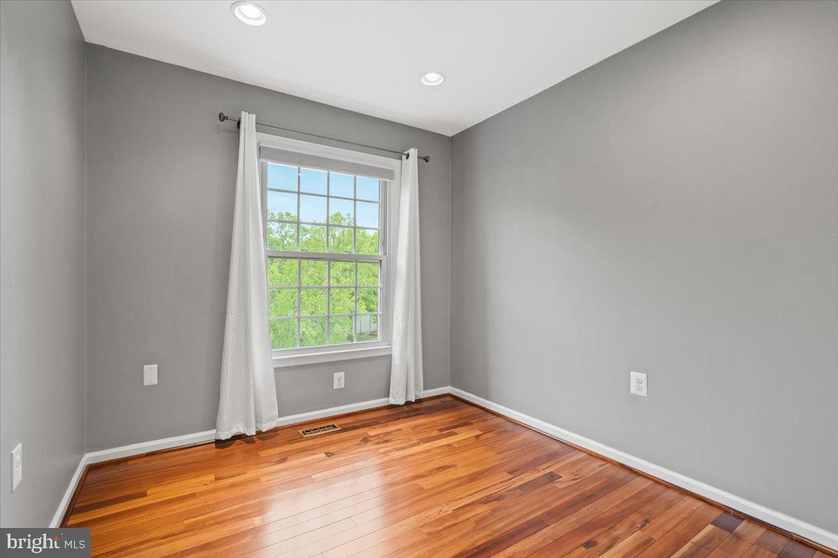 PINECREST - Residential Lease