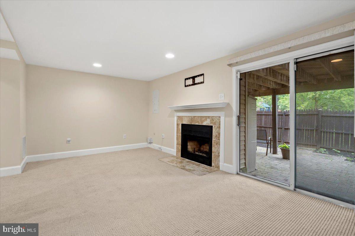 PINECREST - Residential Lease