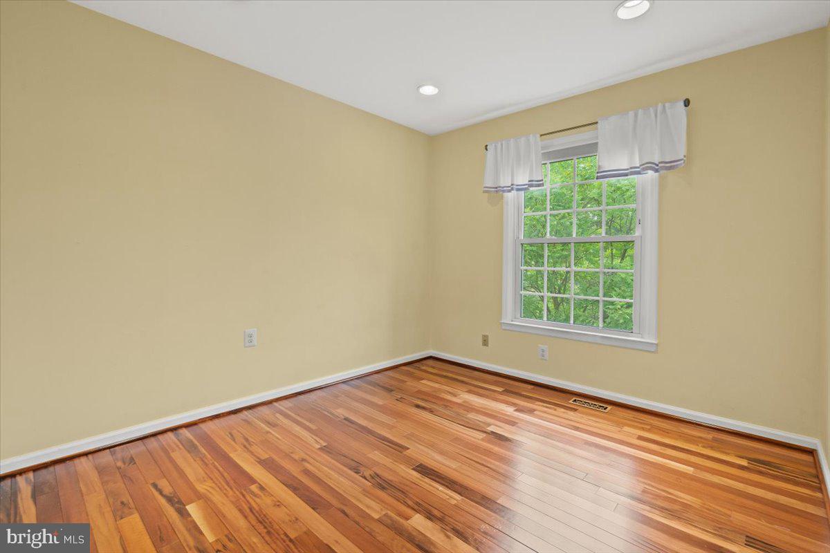 PINECREST - Residential Lease