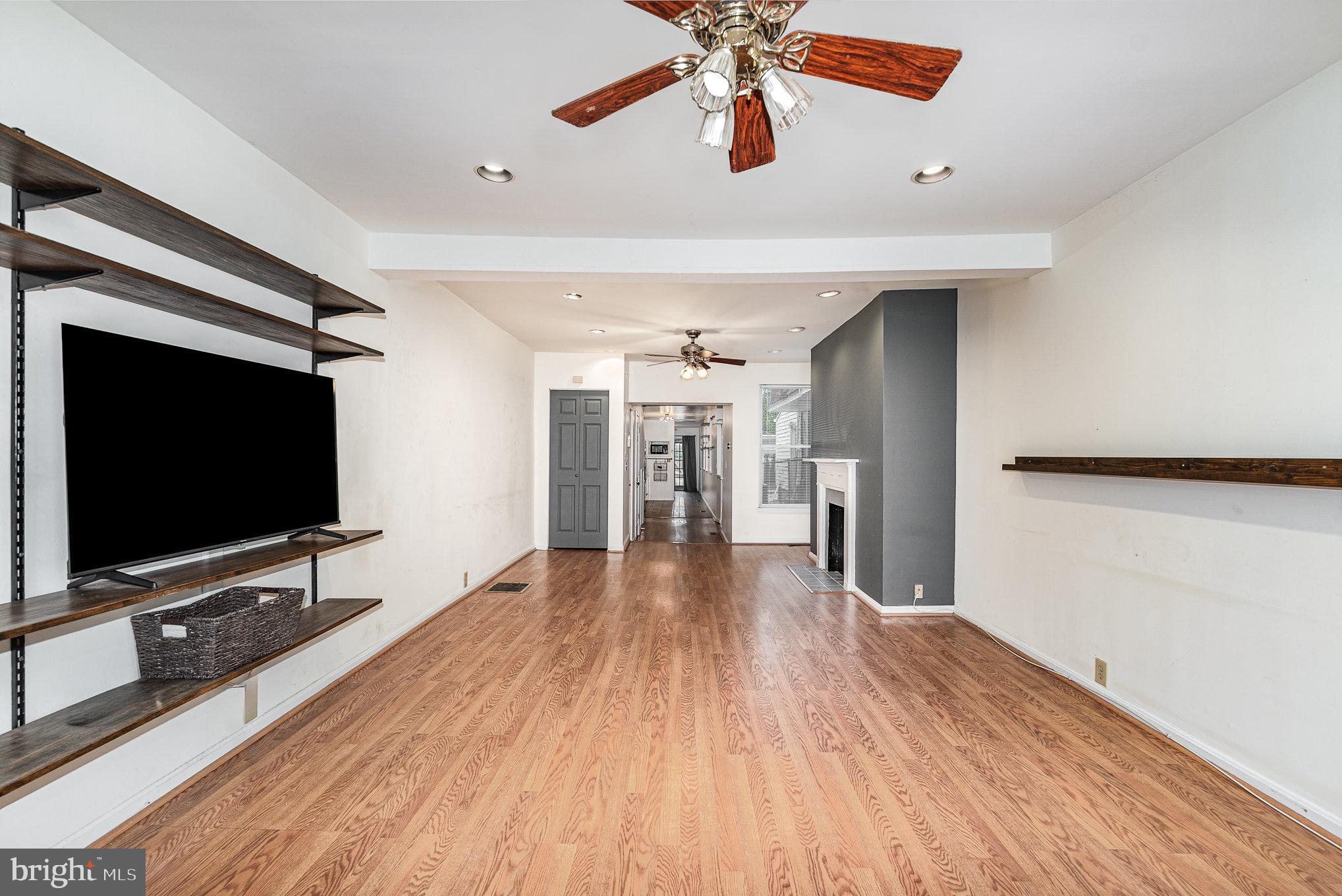 RIDGELY'S DELIGHT - Residential