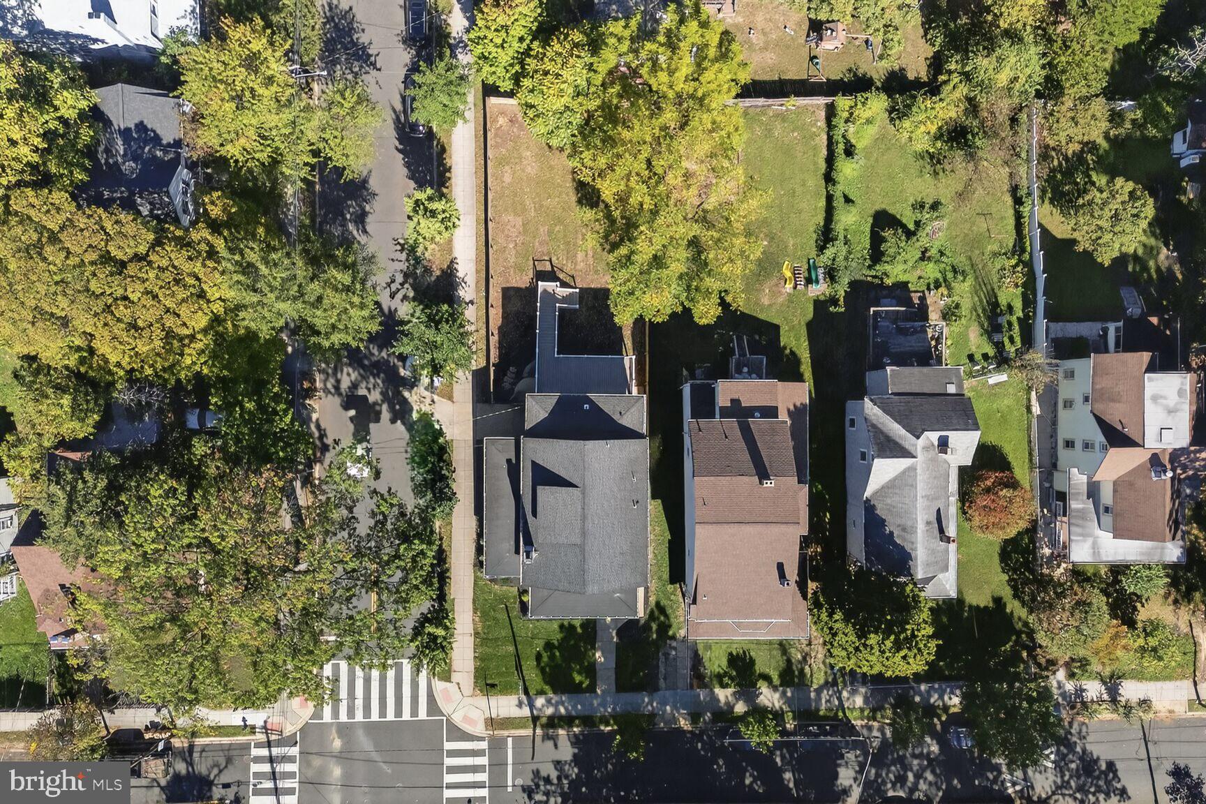 1400 NEWTON STREET NE