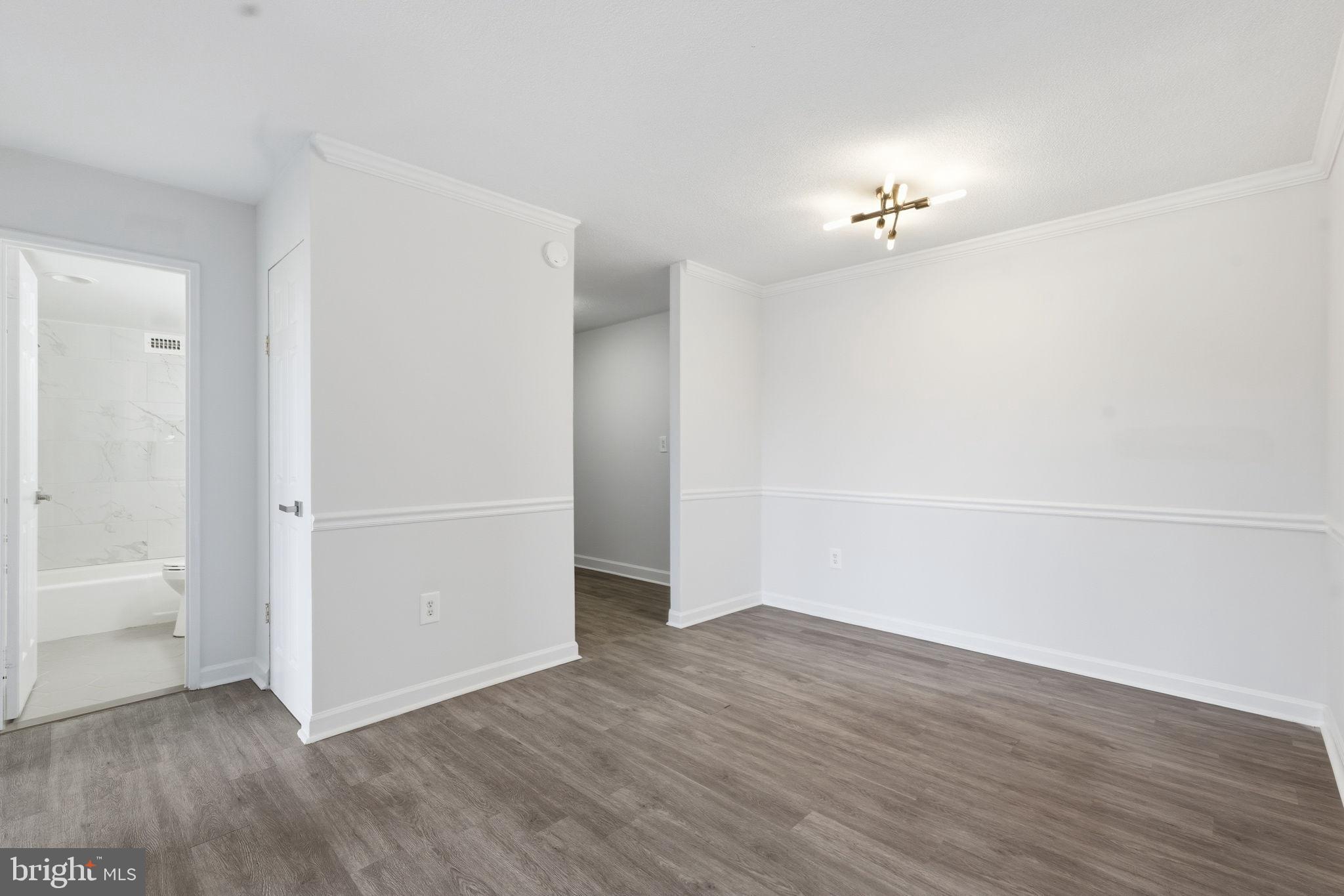 THE CARLTON - Residential