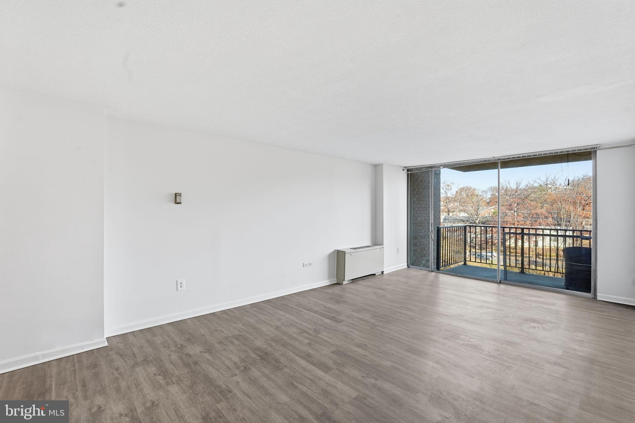 THE CARLTON - Residential