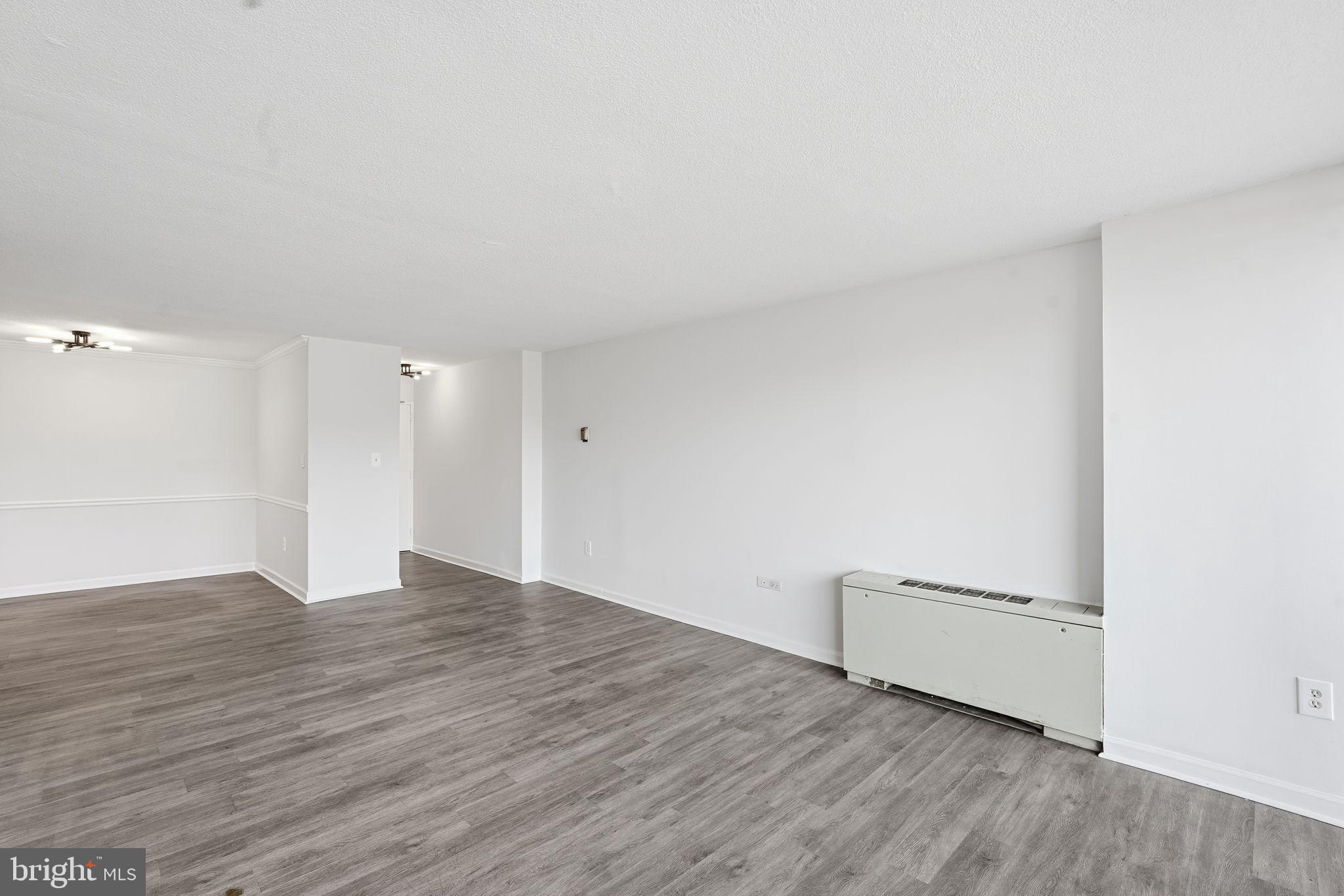 THE CARLTON - Residential