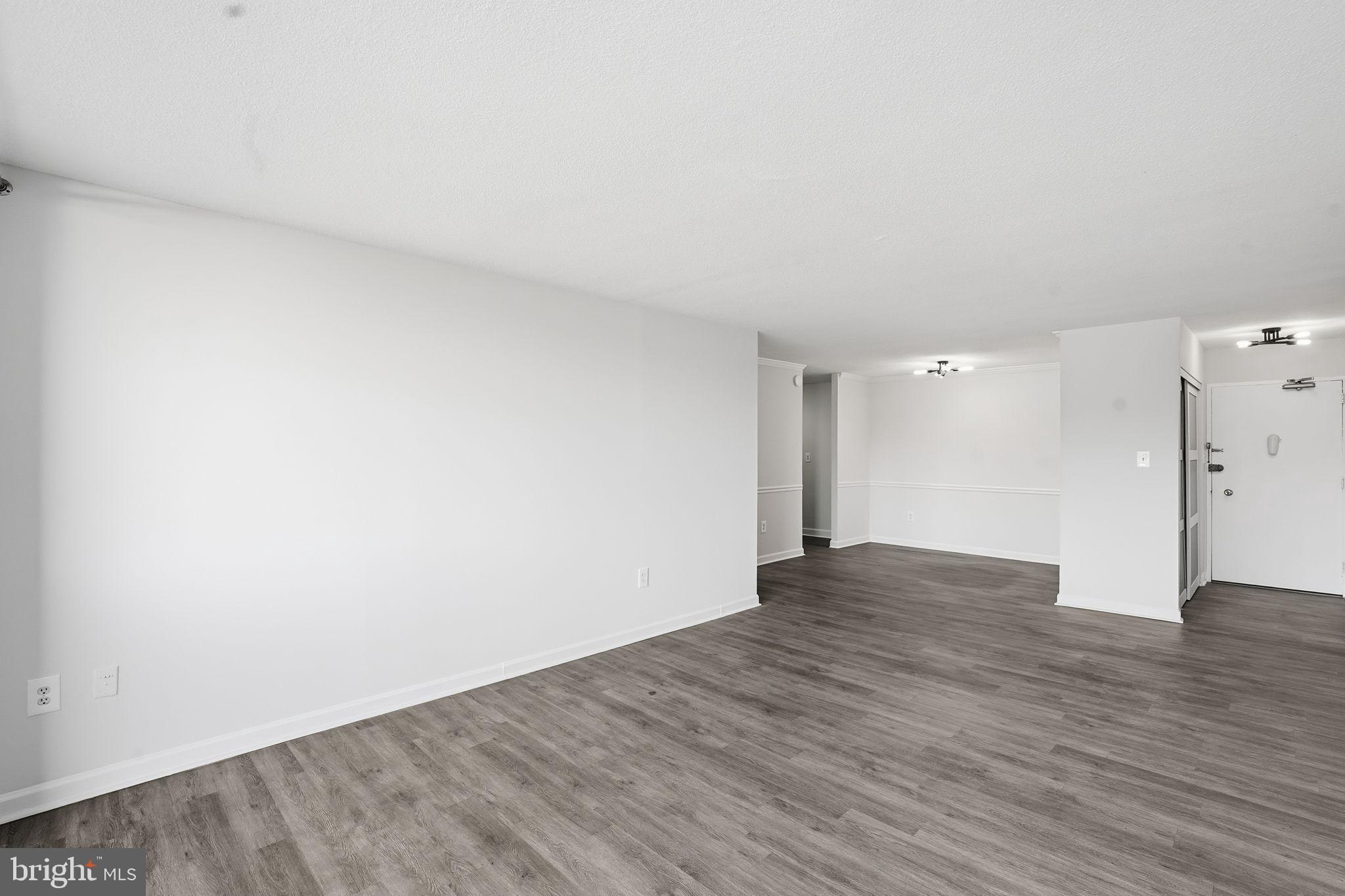 THE CARLTON - Residential