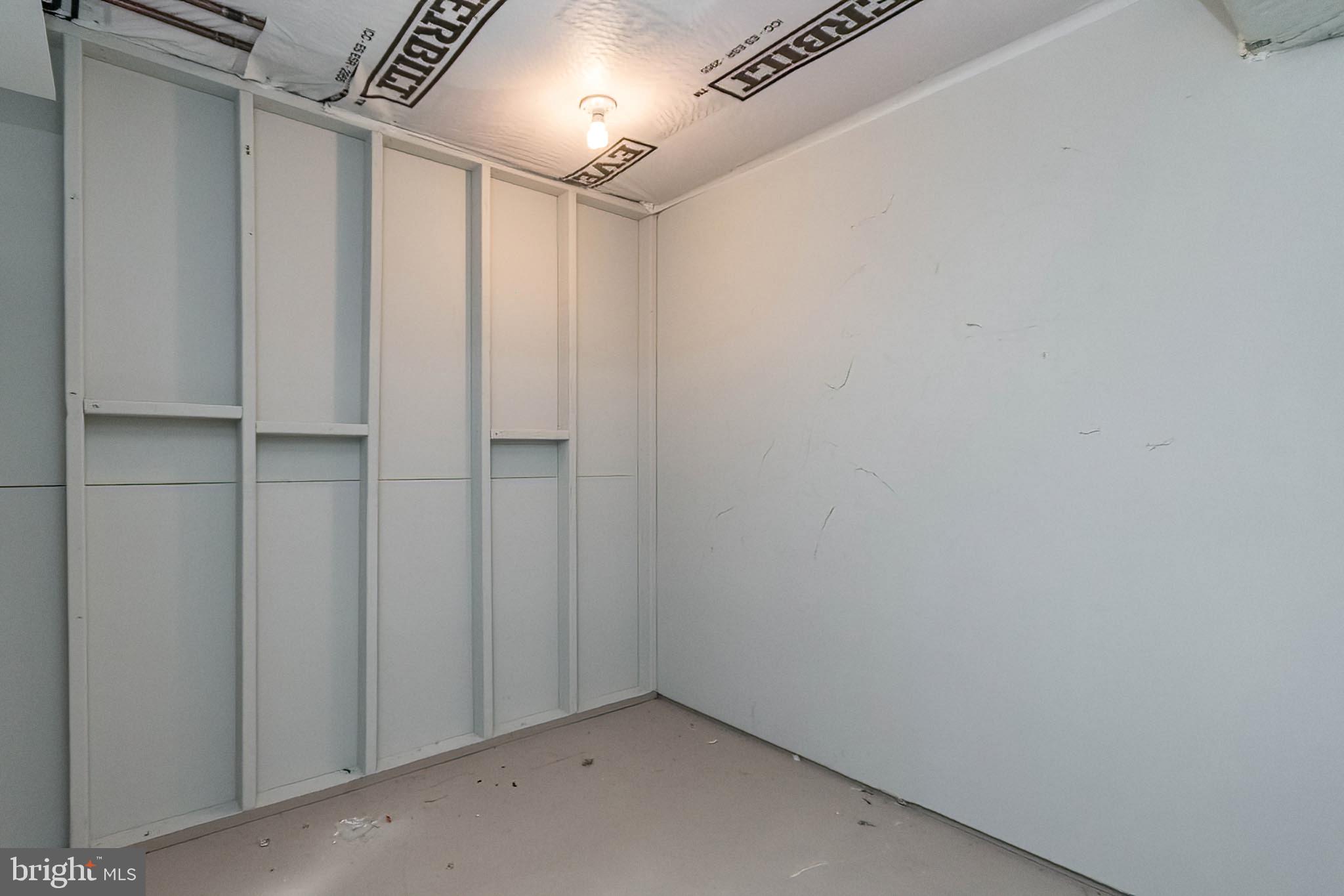 KEYS FERRY ACRES - Residential