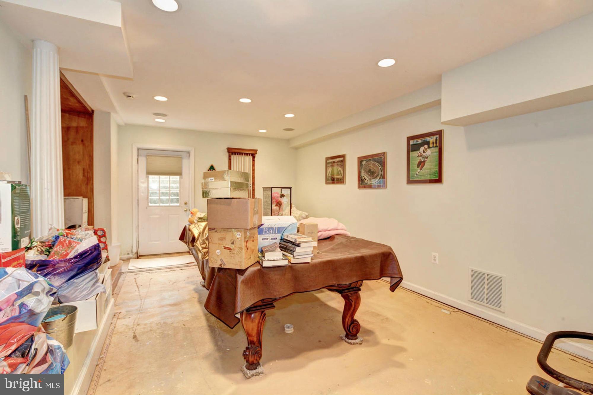 BEDFORDSHIRE - Residential