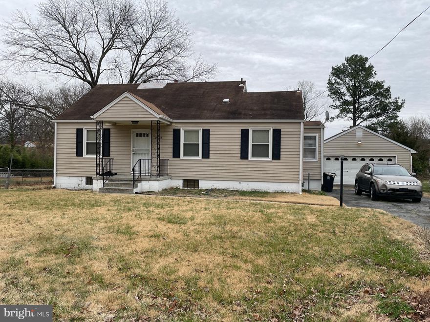 ****Investment Opportunity****
This 3 bed 1.5 bath is awaiting for your special touch. This is for someone whose looking to buy & renovate and sell or buy, renovate and keep as a long term buy and hold.
Property is situated on a nice lot, plenty of yard space with a 2 car garage and spacious driveway. Property needs major rehab and being SOLD AS-IS. Basement is completely unfinished. 
Motivated seller looking for a quick and easy settlement. Seller prefers Legacy Settlement Services. All offers are welcomed. Accepting Cash/Hard Money. Schedule your showing & submit your highest and best offer TODAY!