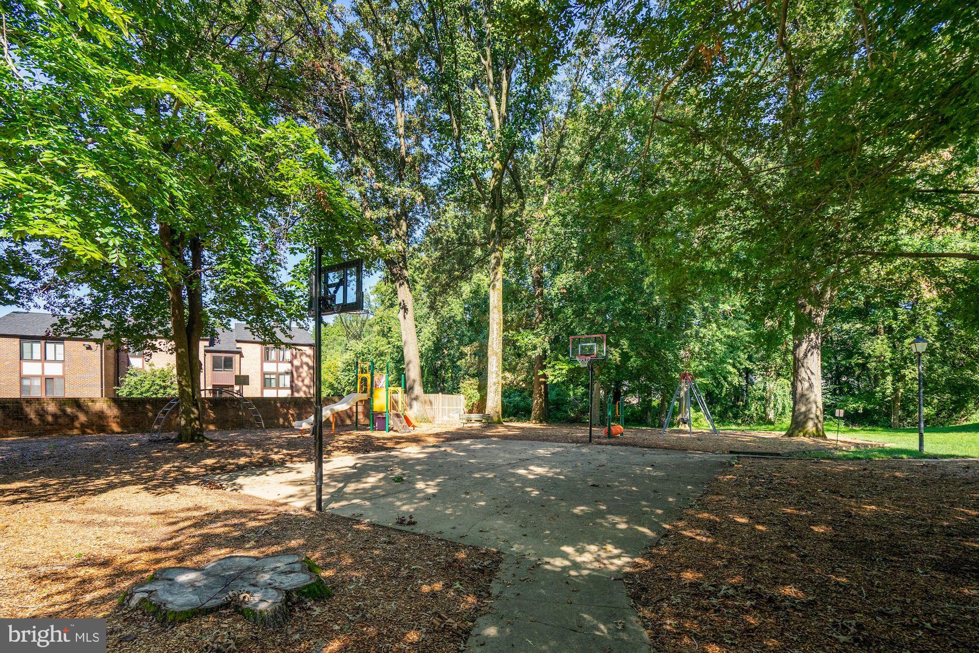 CEDAR GROVE PARK - Residential Lease