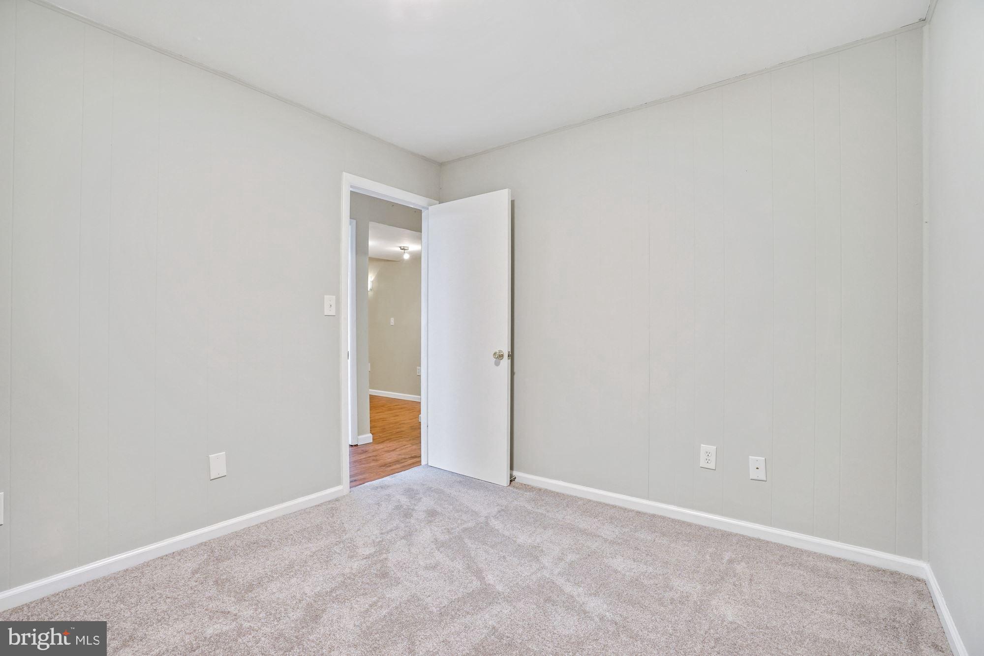 CEDAR GROVE PARK - Residential Lease