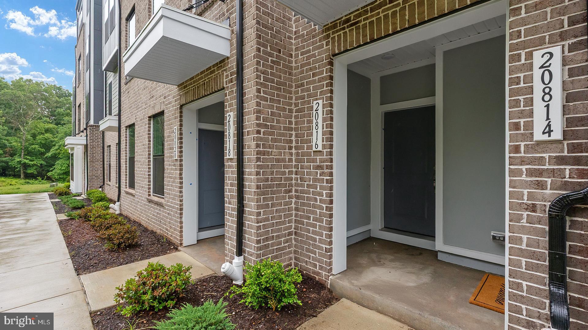 20816 CLOONGEE TERRACE