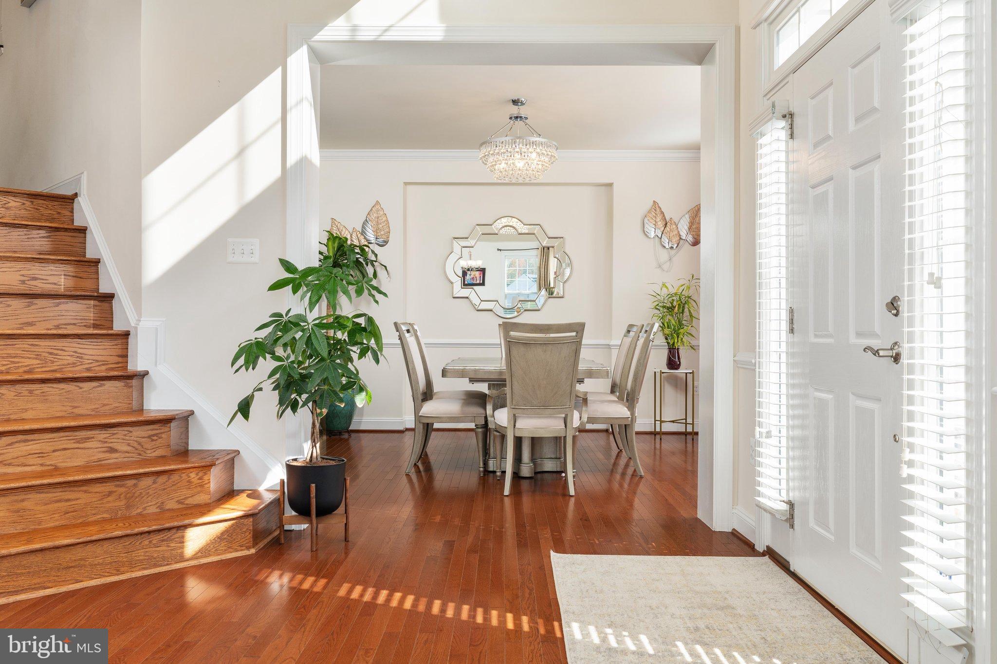121 BROOKE POINT COURT