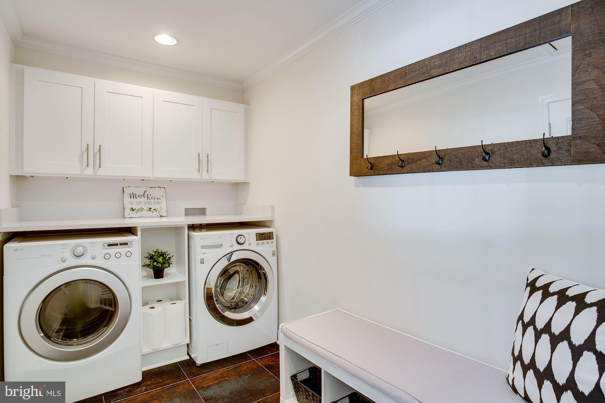 LANGLEY OAKS - Residential