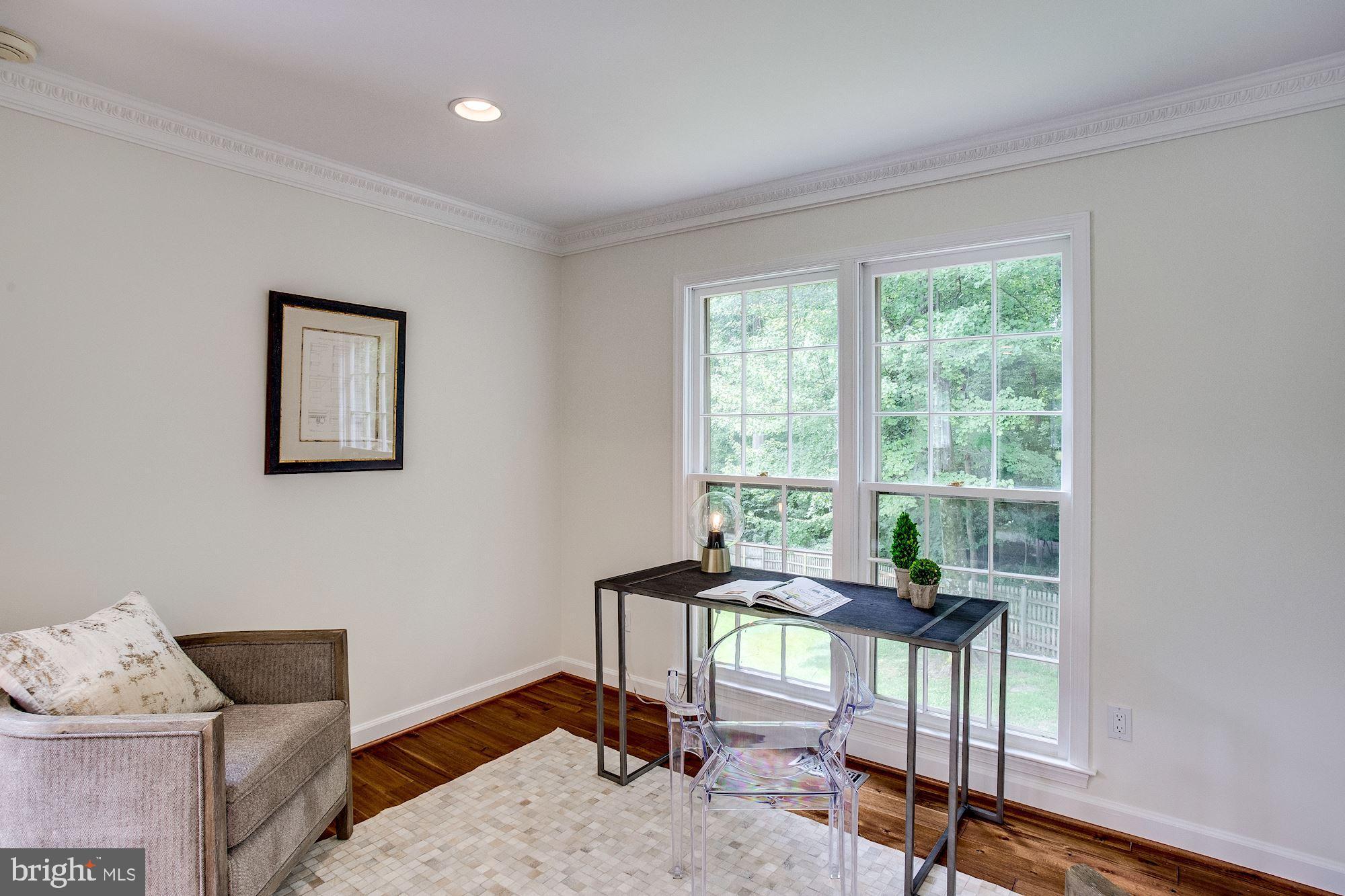 LANGLEY OAKS - Residential