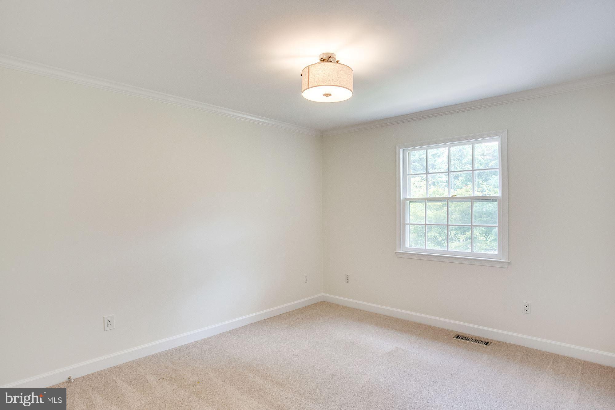 LANGLEY OAKS - Residential