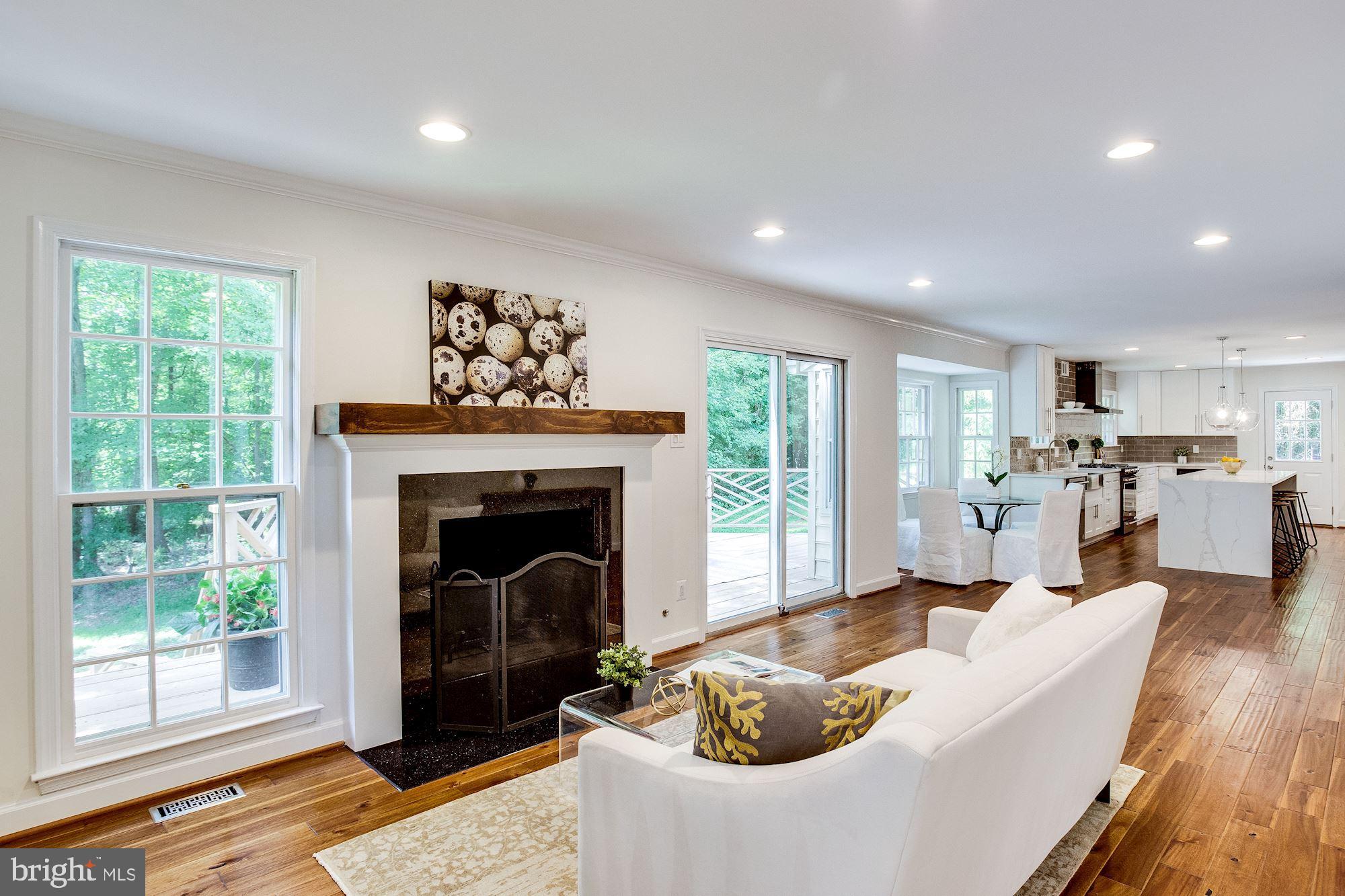 LANGLEY OAKS - Residential