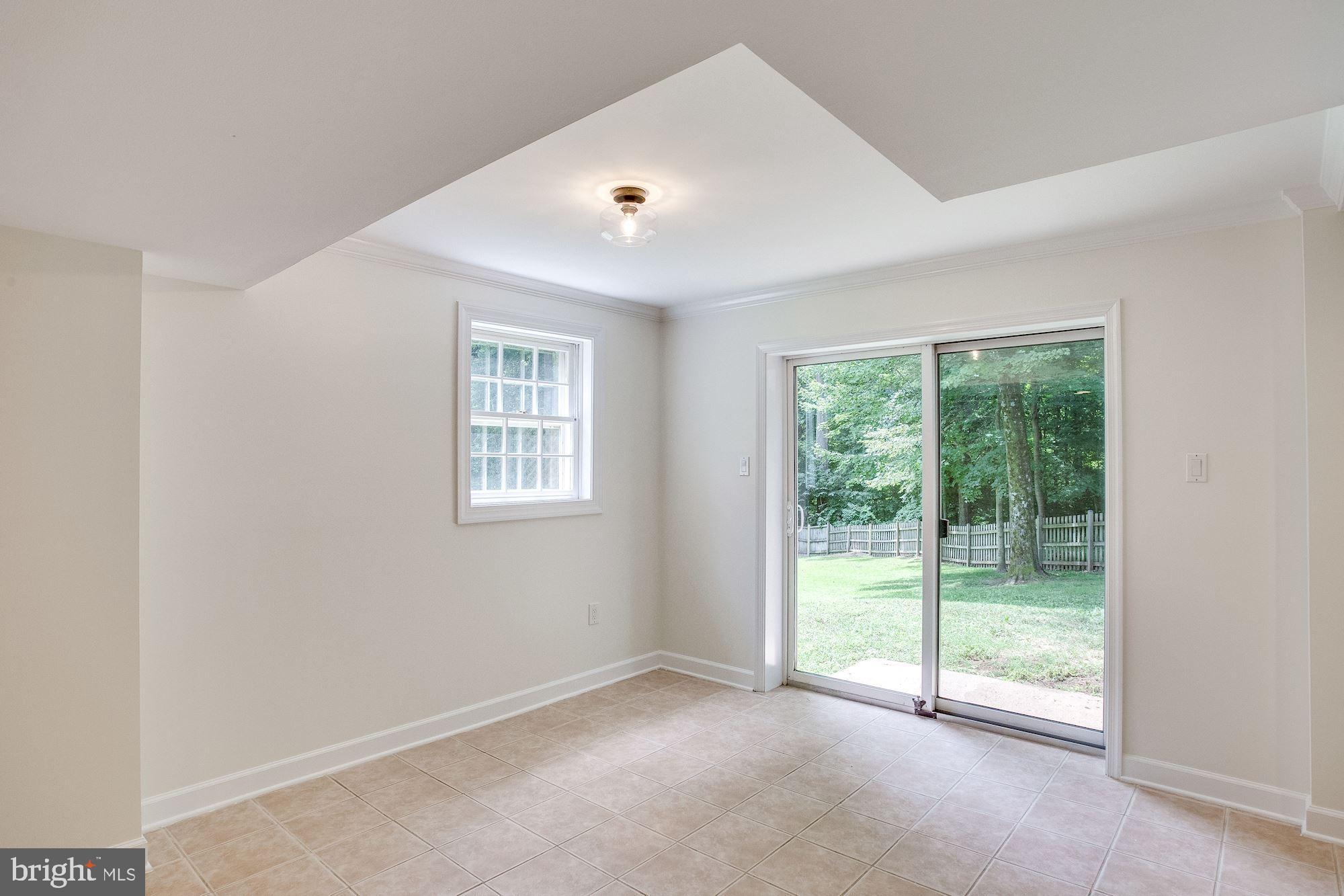 LANGLEY OAKS - Residential