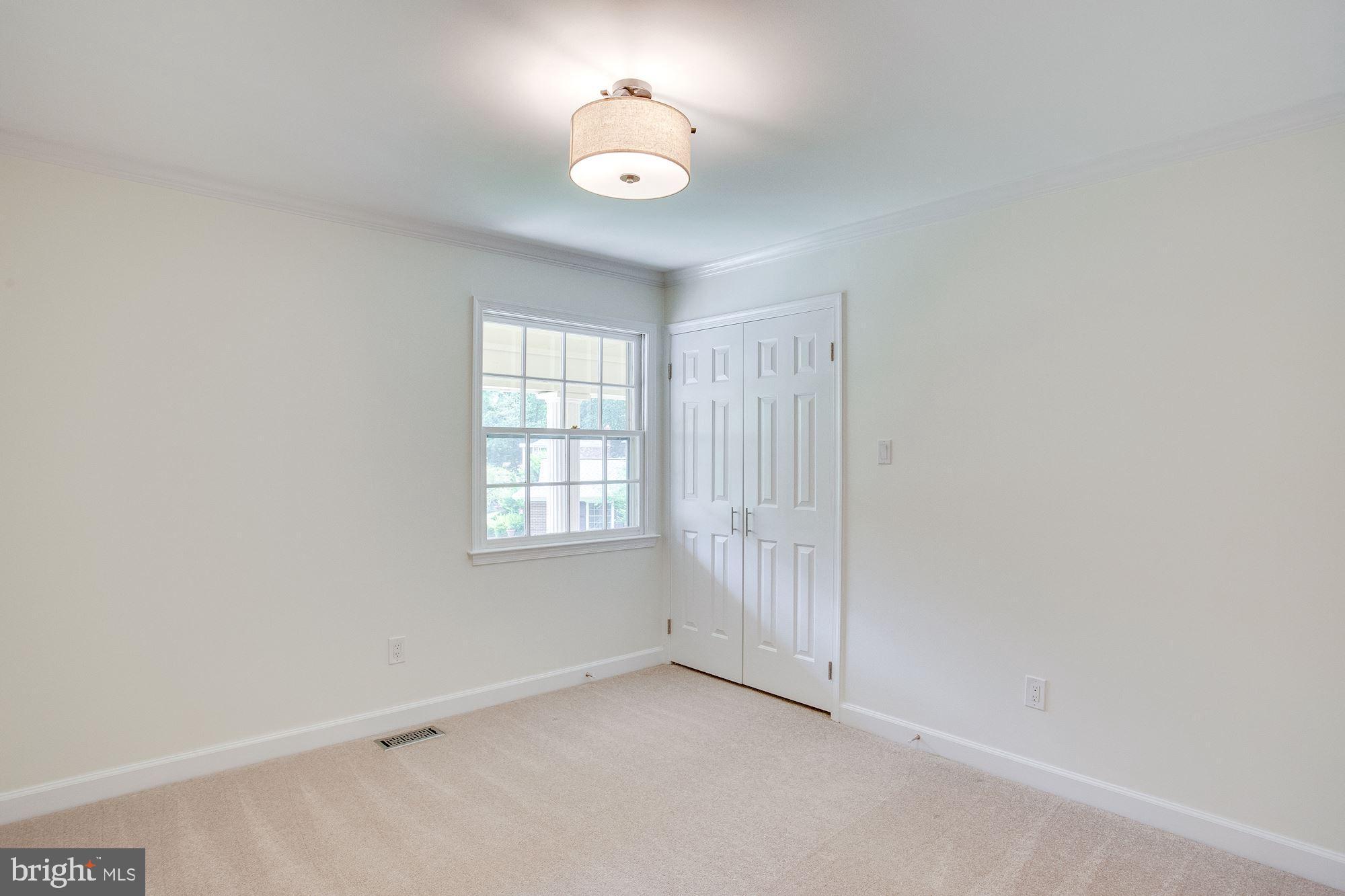 LANGLEY OAKS - Residential