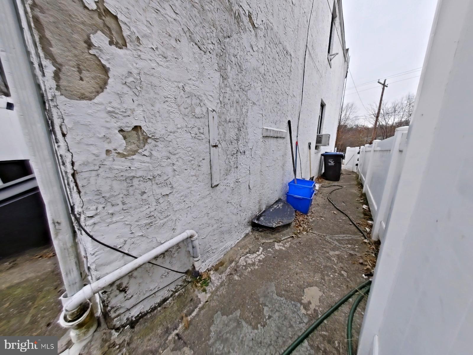 BLACK HORSE - Residential