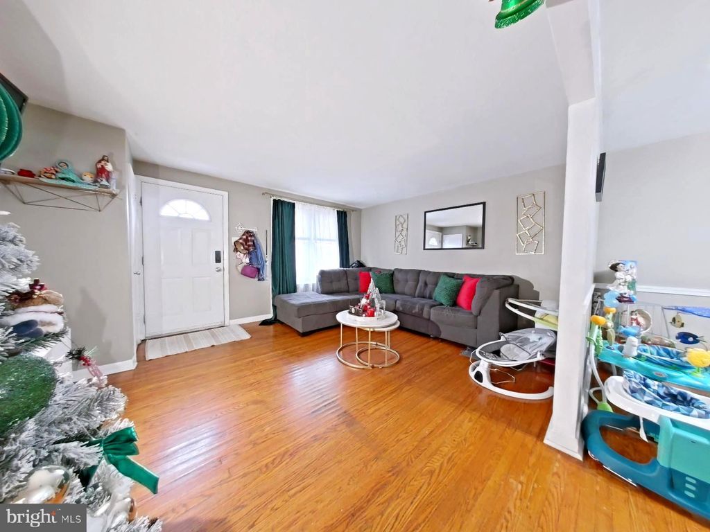 Photo of 1413 Green Valley Road, NORRISTOWN, PA 19401 (MLS # PAMC2161274)