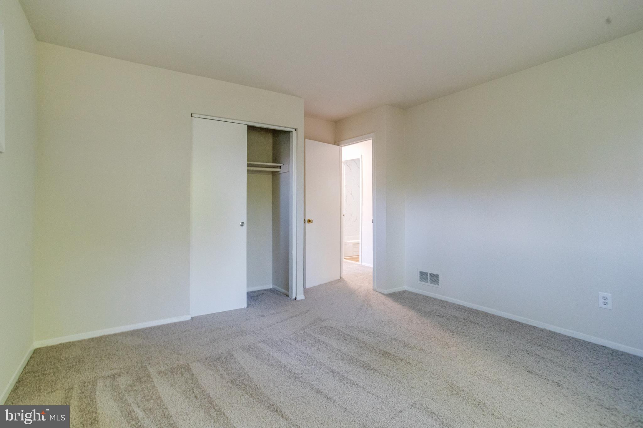 KENILWORTH PARK - Residential
