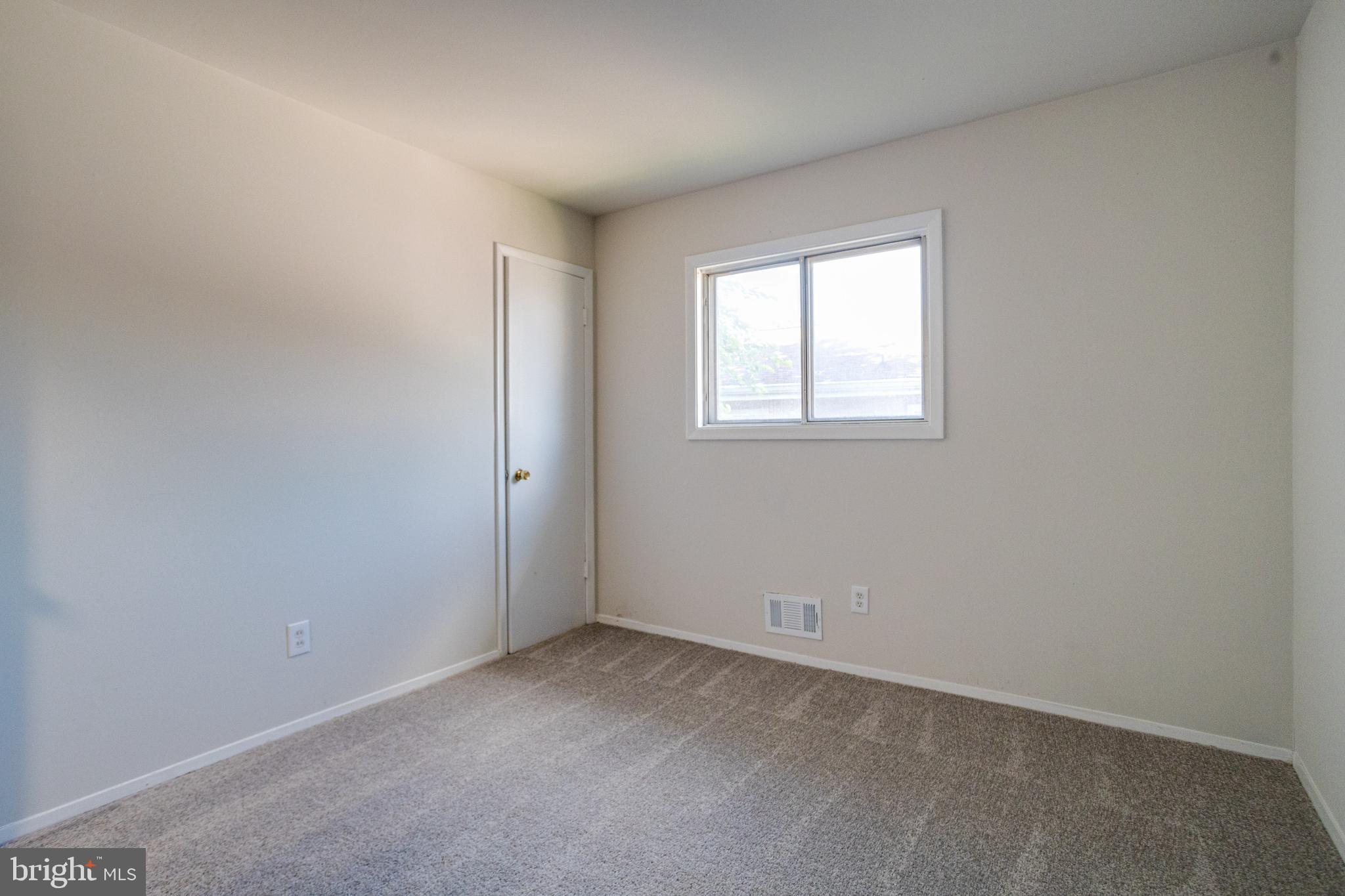 KENILWORTH PARK - Residential