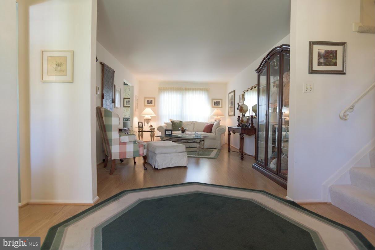 LAKE RIDGE - Residential