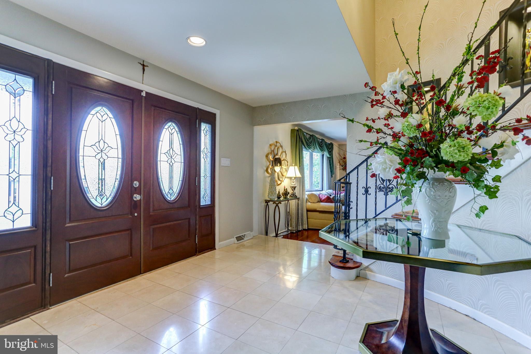 COUNTRY CLUB PARK - Residential