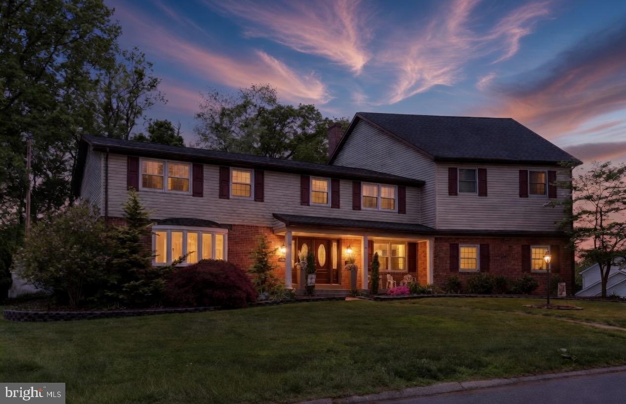 COUNTRY CLUB PARK - Residential