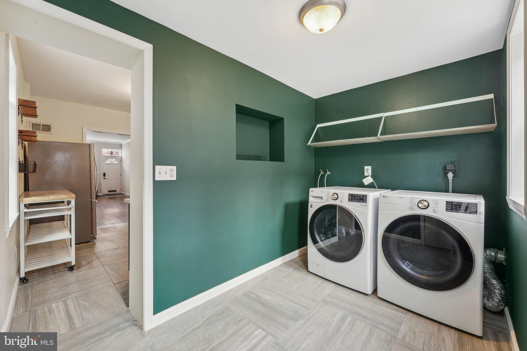 POINT BREEZE - Residential