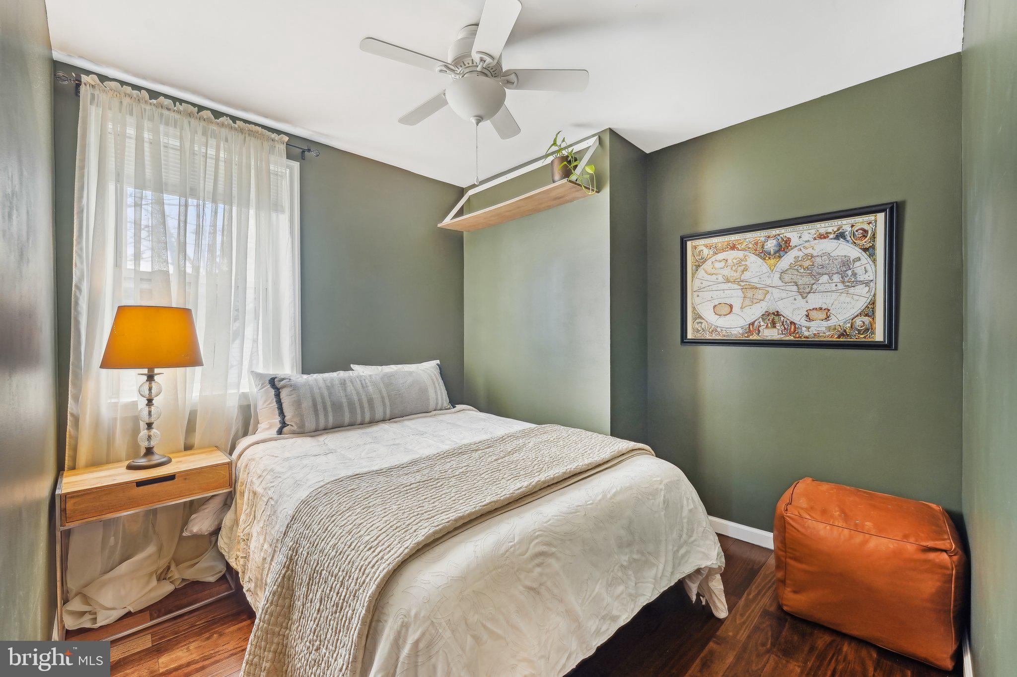 POINT BREEZE - Residential