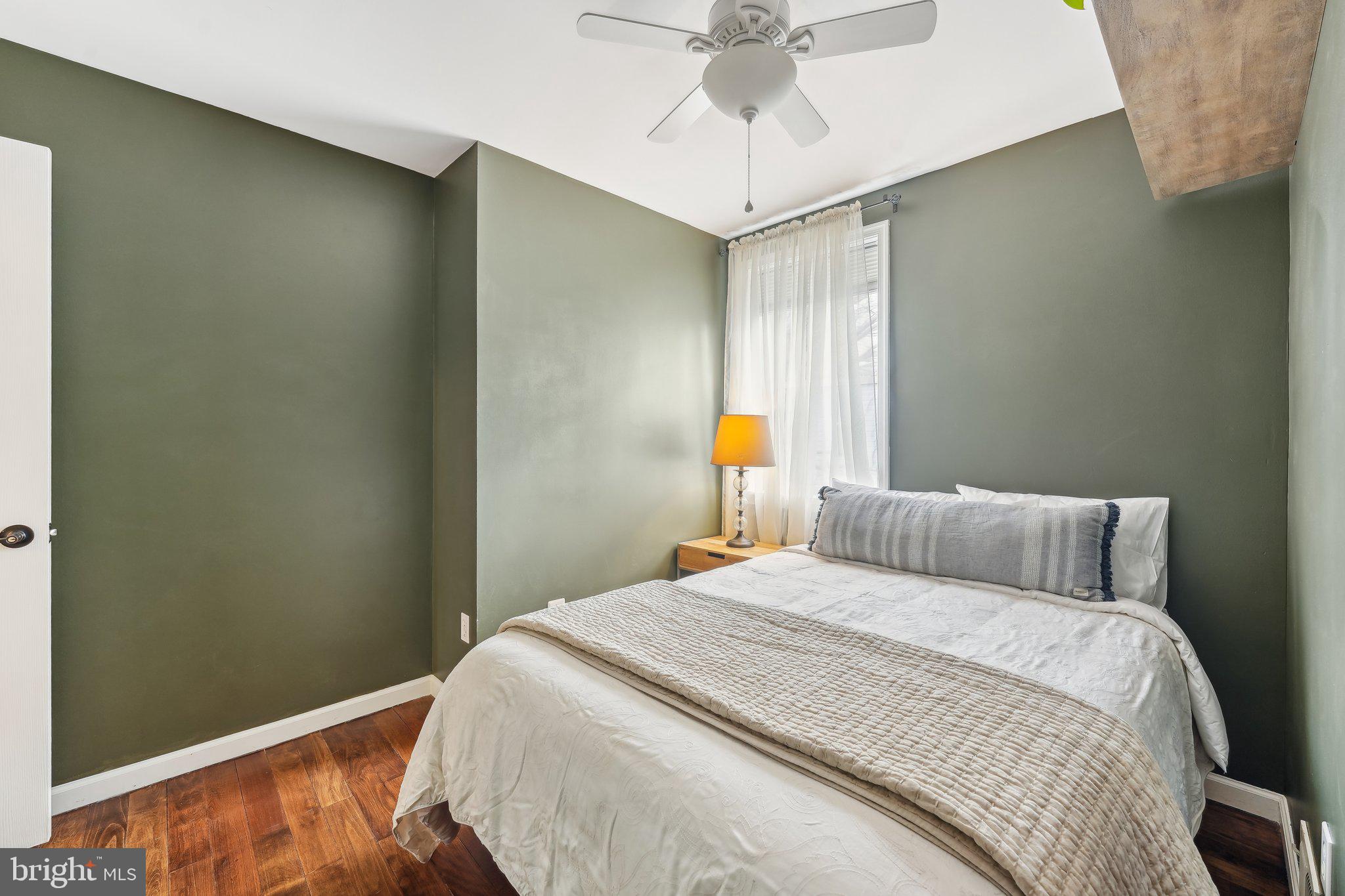 POINT BREEZE - Residential