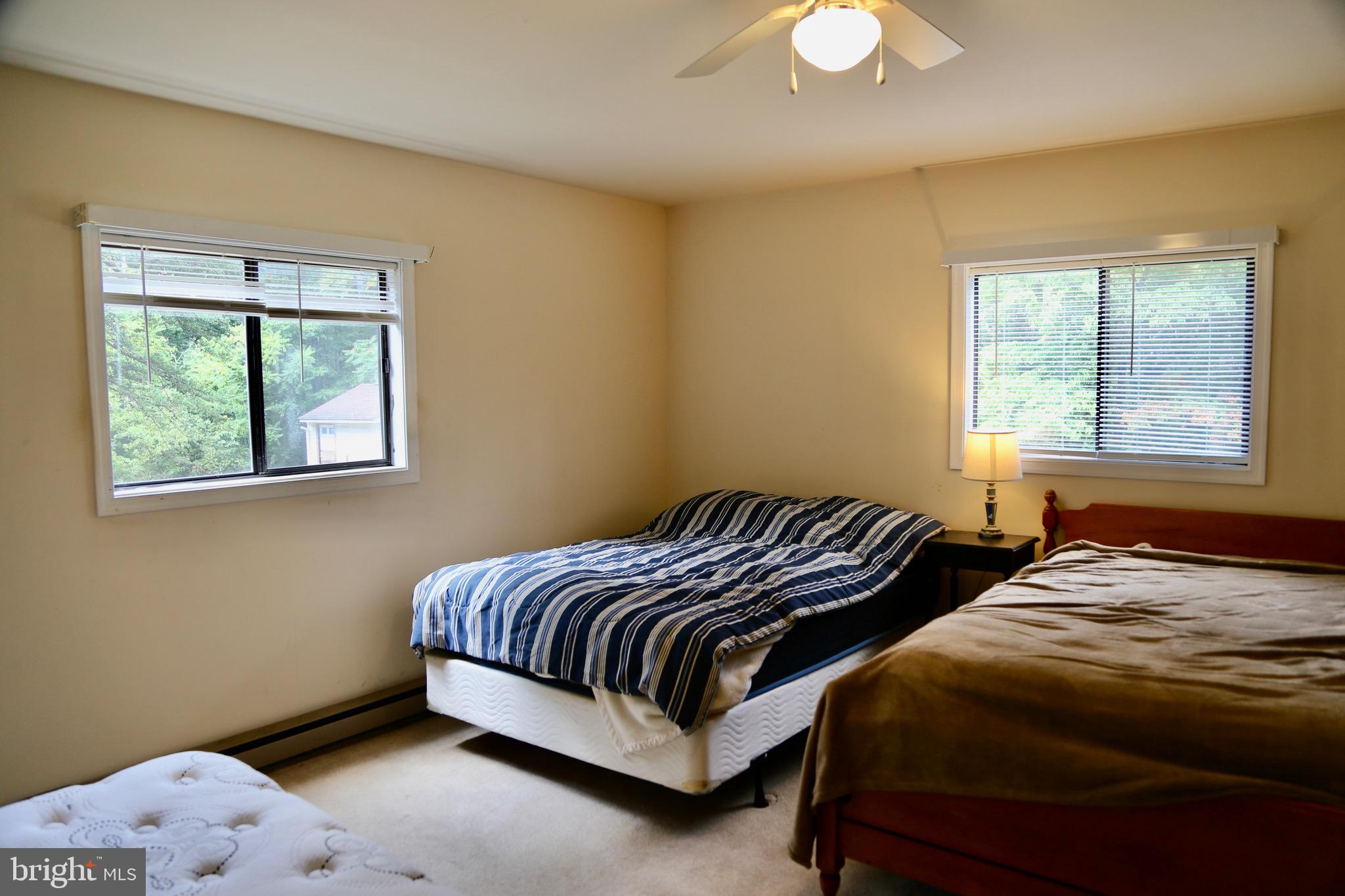 MOUNTAIN VIEW - Residential