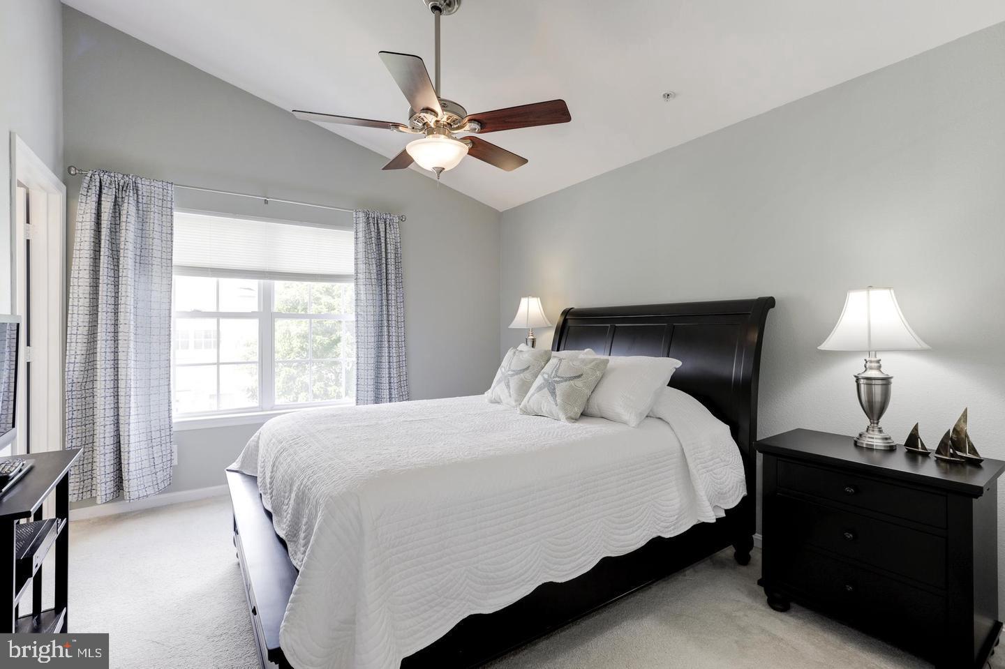 FOX MILL STATION - Residential Lease