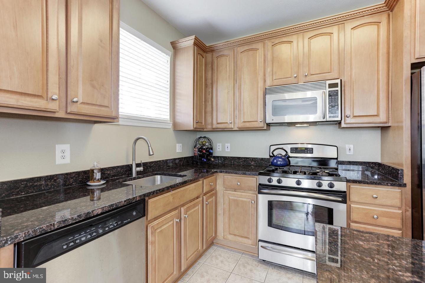 FOX MILL STATION - Residential Lease